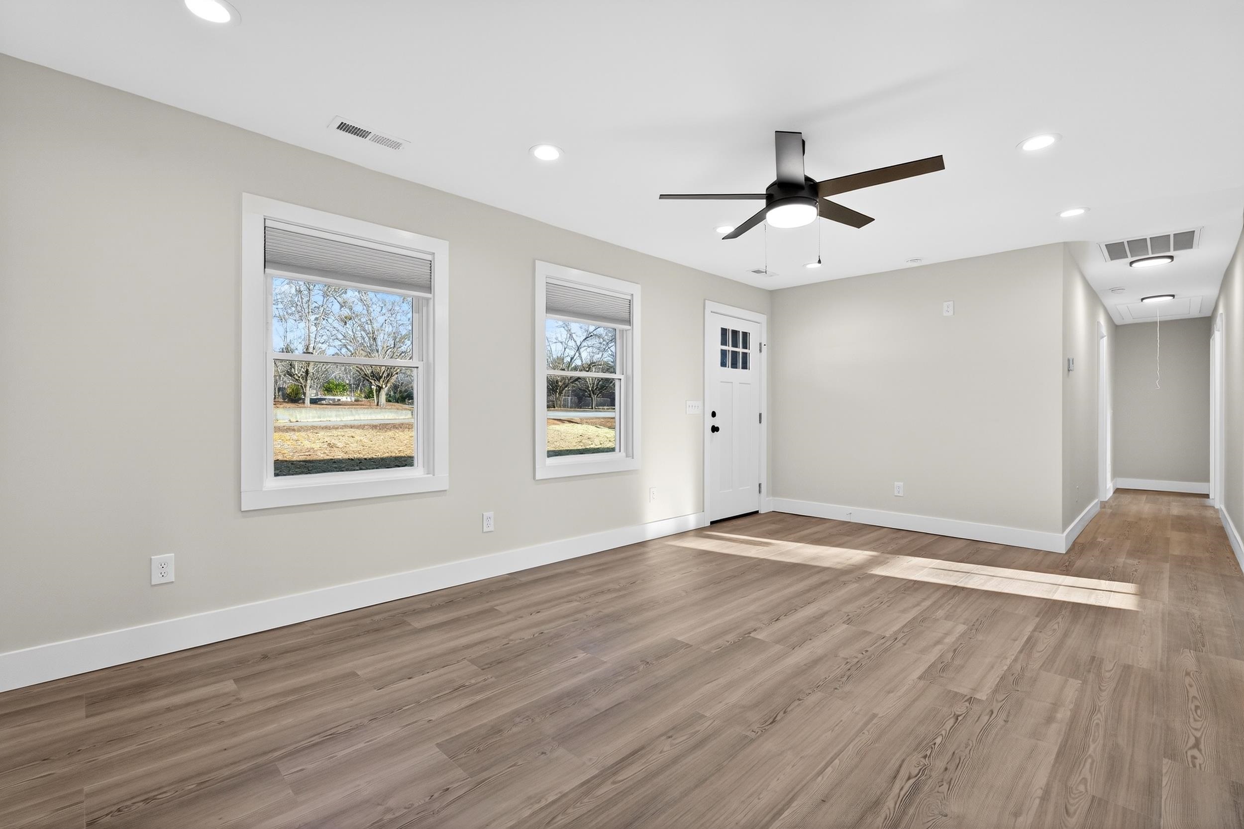 221 Hillbrook Circle Pacolet, SC 29372 - Photo 5 of 31