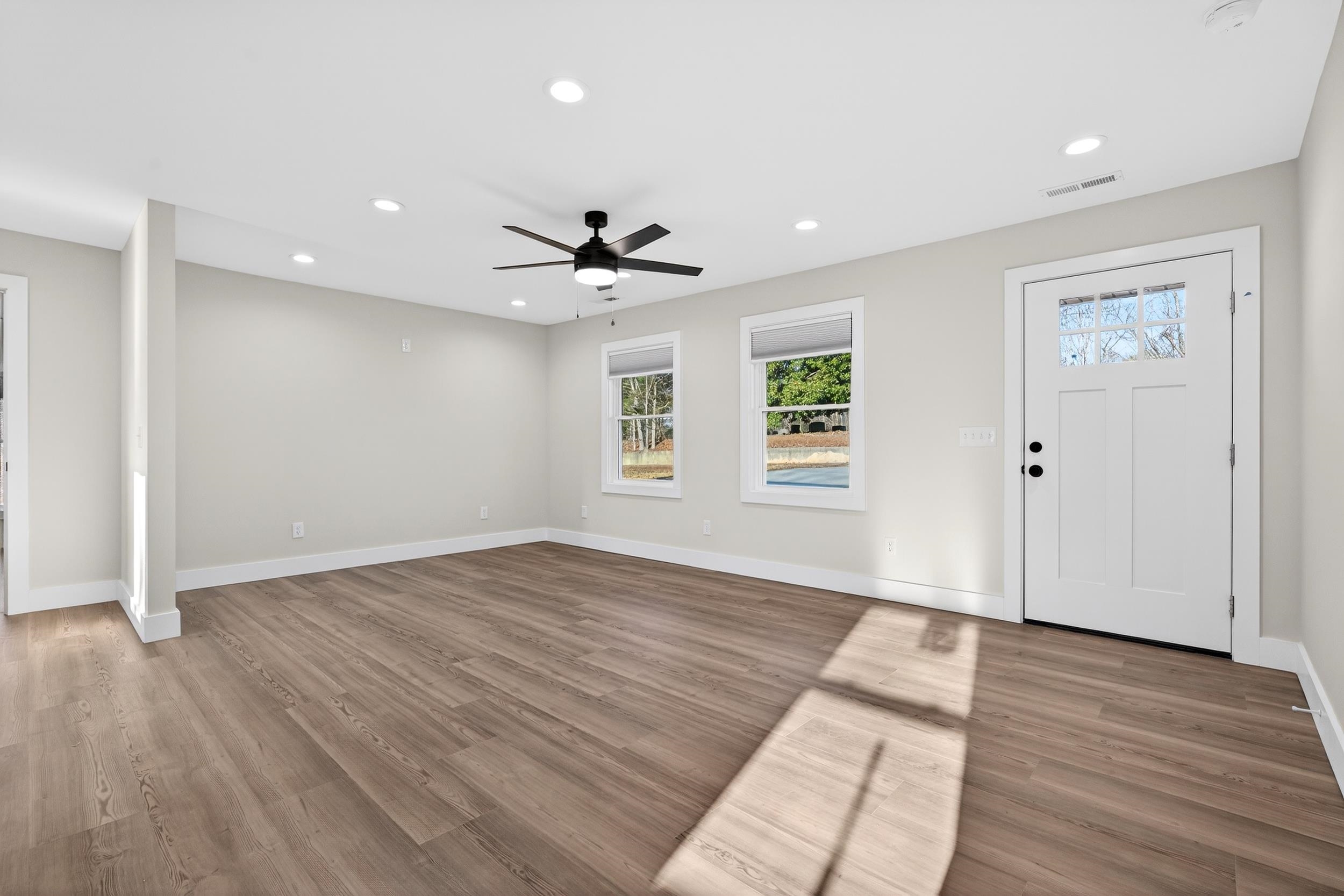 221 Hillbrook Circle Pacolet, SC 29372 - Photo 7 of 31