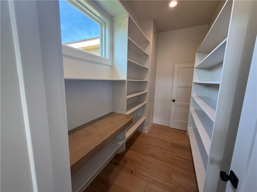 4604 Northwest Luna Piena Way Riverside, MO 64150 - Photo 11 of 35