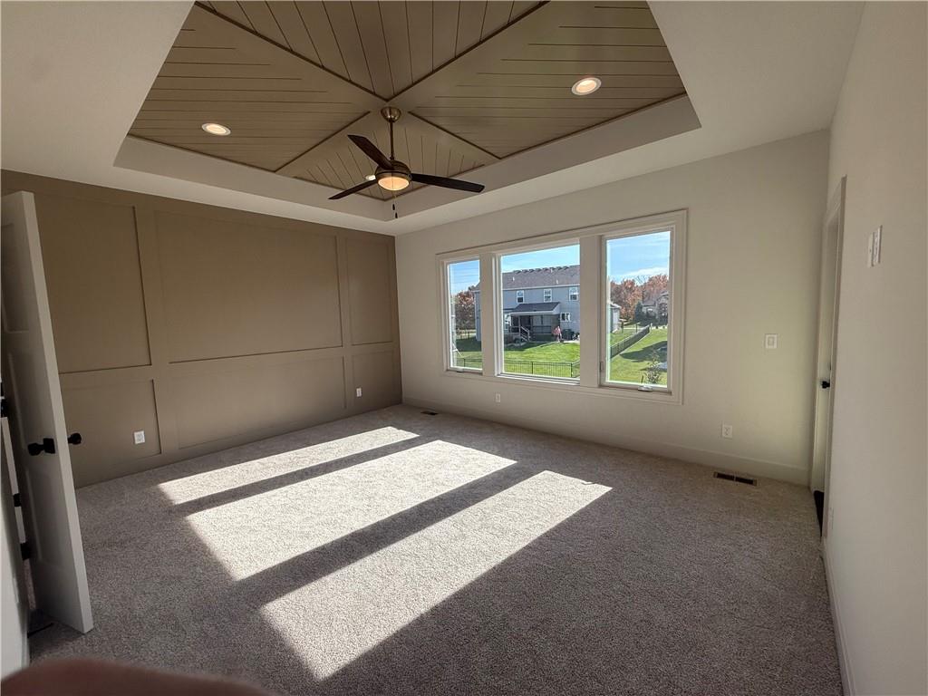 4604 Northwest Luna Piena Way Riverside, MO 64150 - Photo 12 of 35