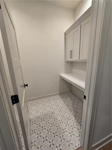 $849,000 | 4604 Northwest Luna Piena Way, Riverside, MO 64150