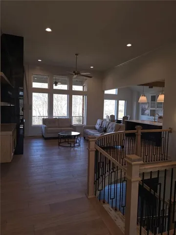 $849,000 | 4604 Northwest Luna Piena Way, Riverside, MO 64150