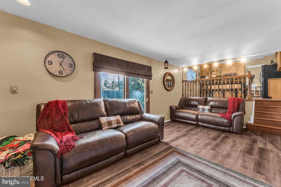 10 Cobblestone Court Howell, NJ 07731 - Photo 10 of 32
