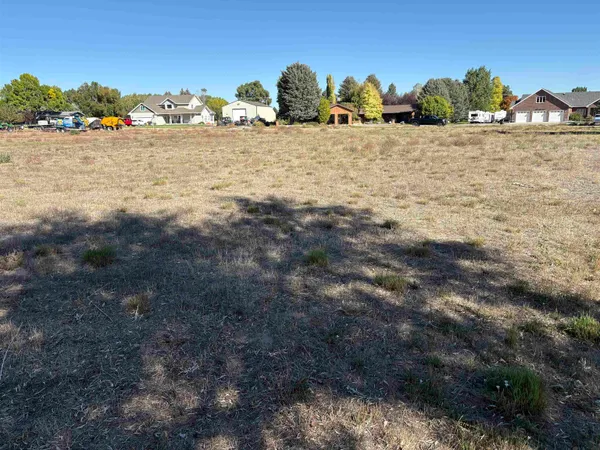 $120,000 | 4599 Fairway Court East, Riverton, WY 82501