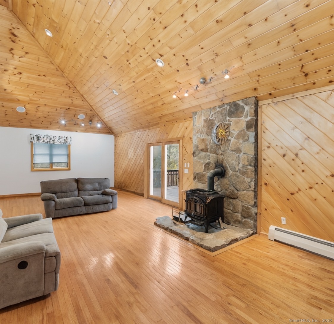 63 Buck Hill Road Canterbury, CT 06331 - Photo 8 of 25 a living room with couch