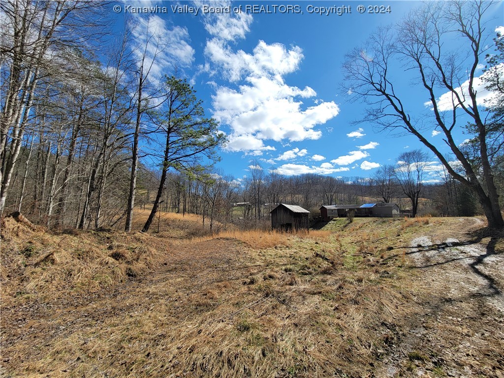 213 Otto Road Spencer, WV 25276 - Photo 18 of 25 Gallery Image 18