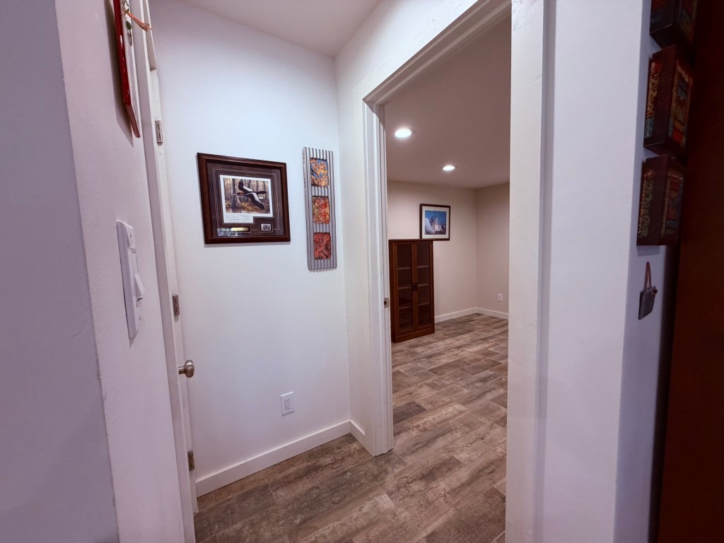 251 County Road Goodrich, TX 77335 - Photo 21 of 50 a view of a hallway with a hallway
