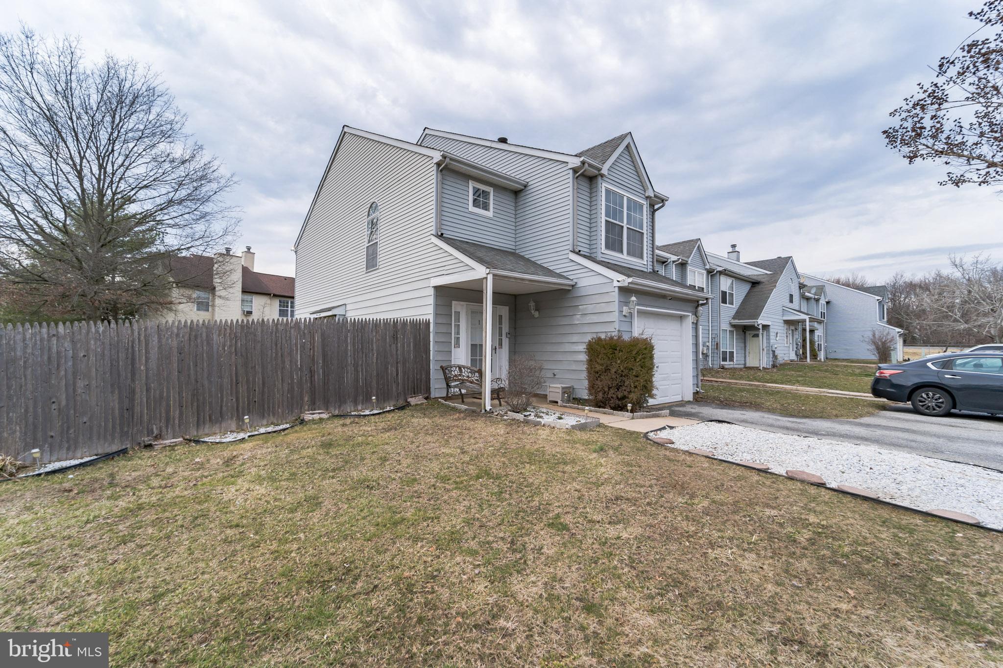 1 North Crown Point Newark, DE 19702 - Photo 2 of 16