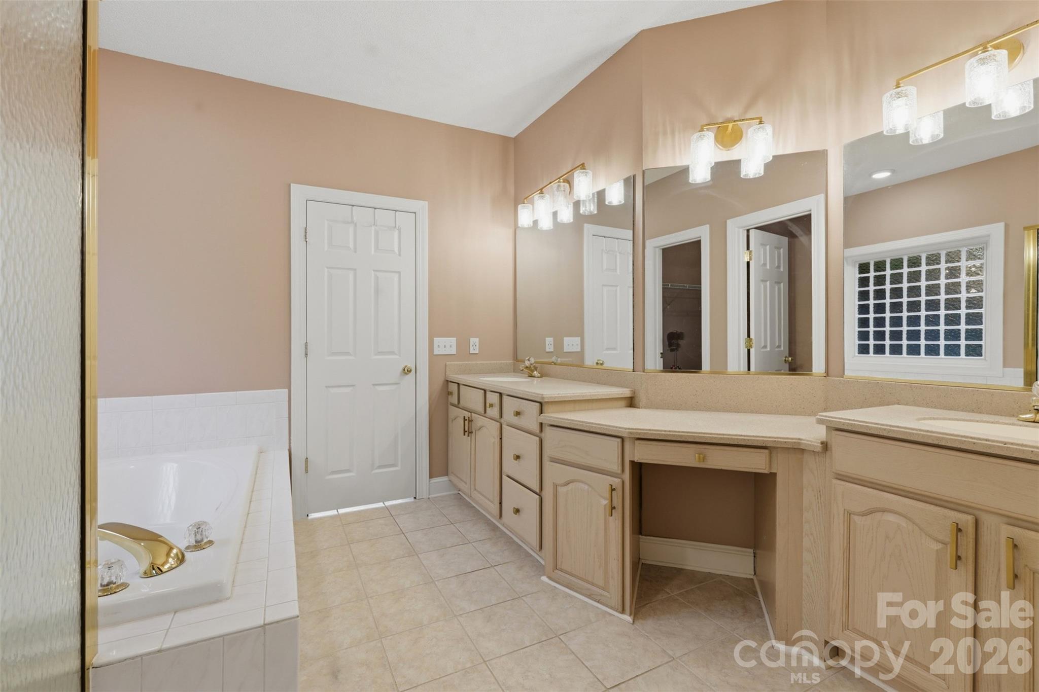 1064 Baker Barn Road Hickory, NC 28602 - Photo 16 of 39 Gallery Image 16