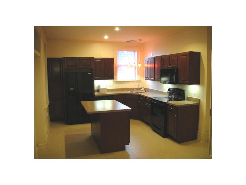 3727-3729 Brighton Road Brighton Heights, PA 15212 - Photo 2 of 12 Kitchen.