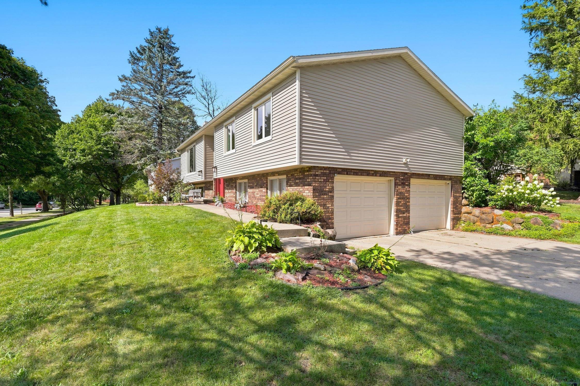 201 North Westfield Road Madison, WI 53717 - Photo 52 of 54 Gallery Image 52