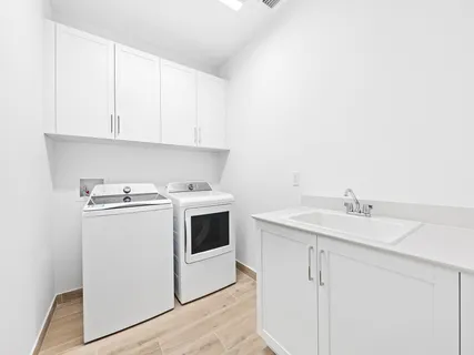 $1,199,000 | 1429 Southwest 23rd Court, Fort Lauderdale, FL 33315