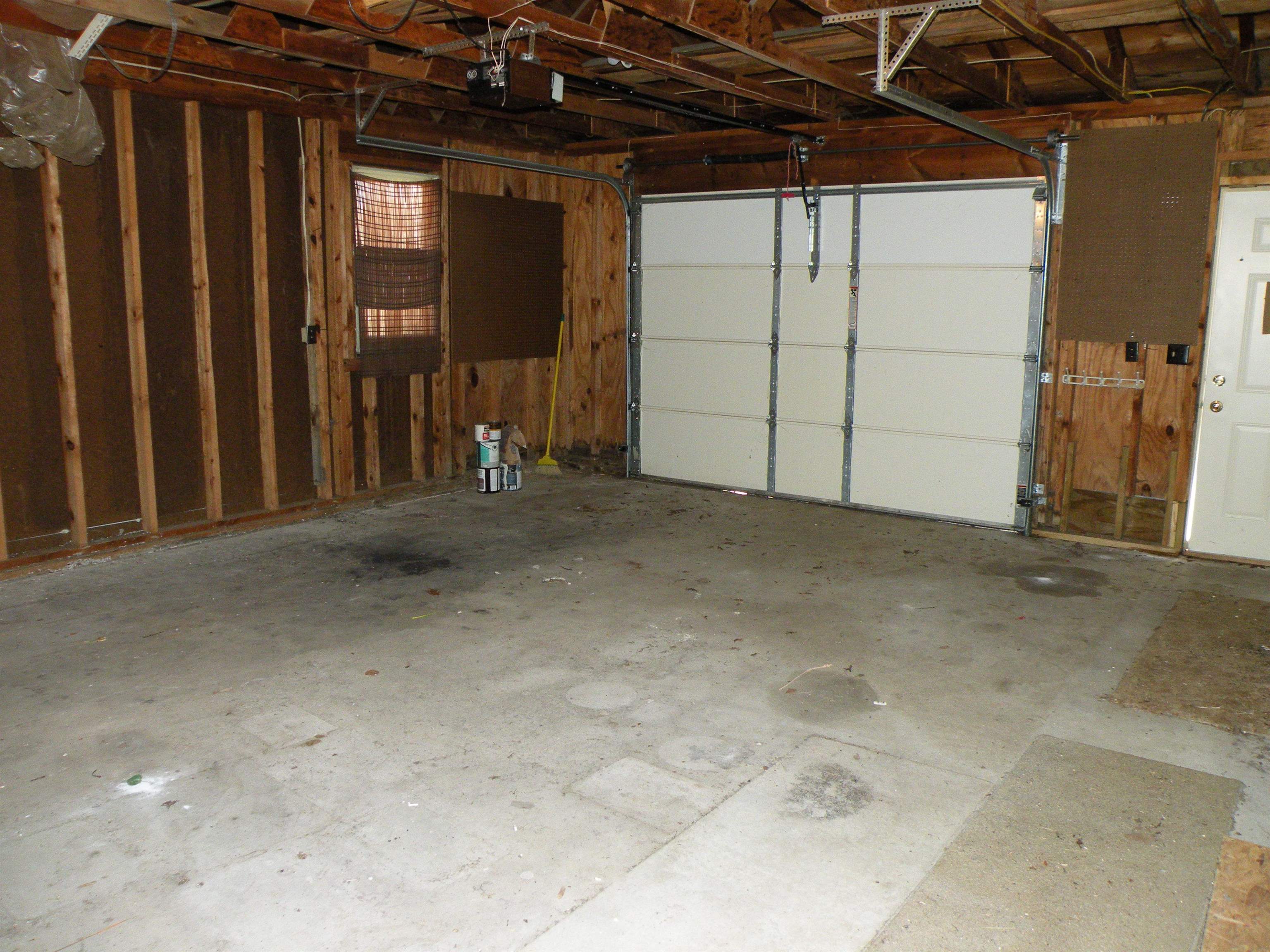 191 North Spring Street, Unit 1 Gladwin, MI 48624 - Photo 18 of 27 Gallery Image 18