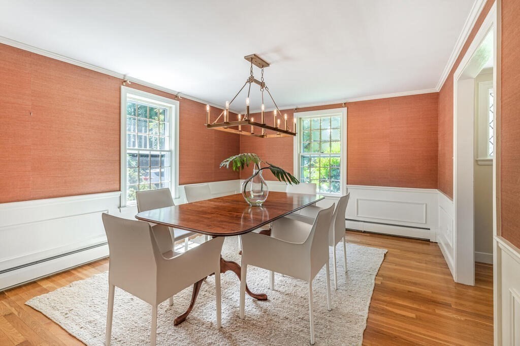 42 Decatur Lane Wayland, MA 01778 - Photo 5 of 40 Gallery Image 5