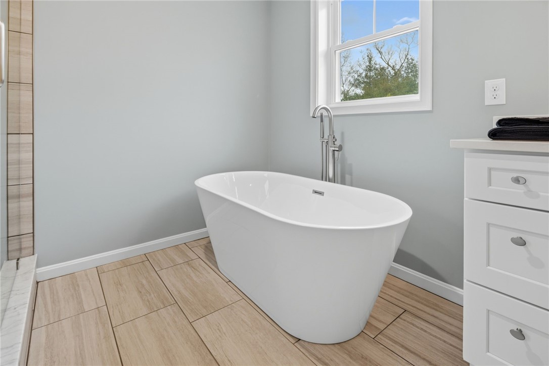 33 Cassidy Trail Coventry, RI 02831 - Photo 27 of 50