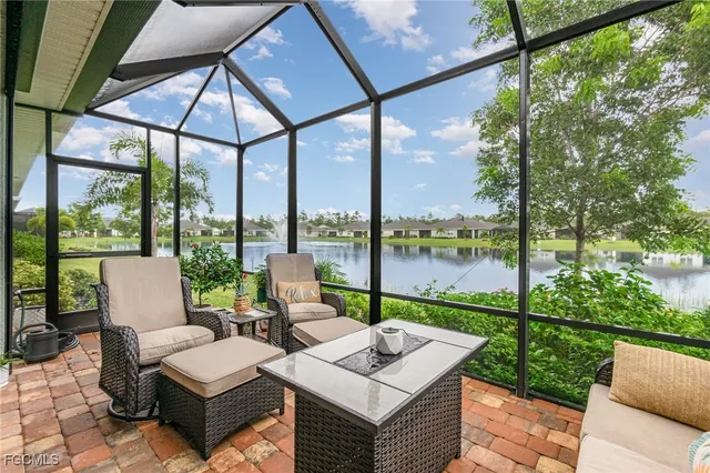 a view of outdoor space yard and patio