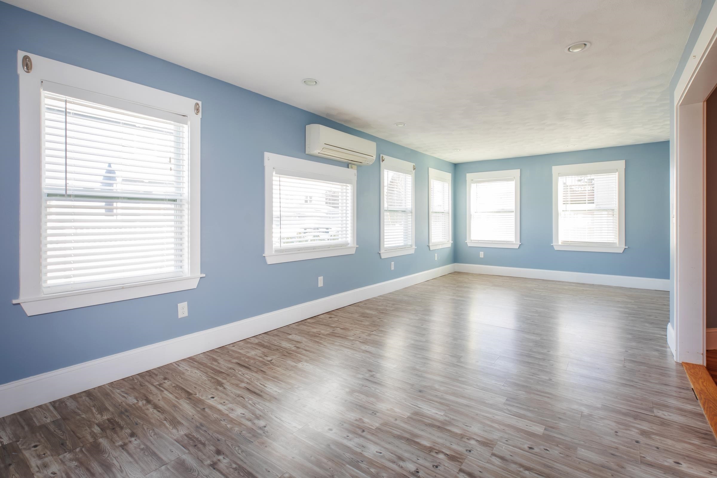 5 Cole Street Hampton, NH 03842 - Photo 8 of 44 Gallery Image 8