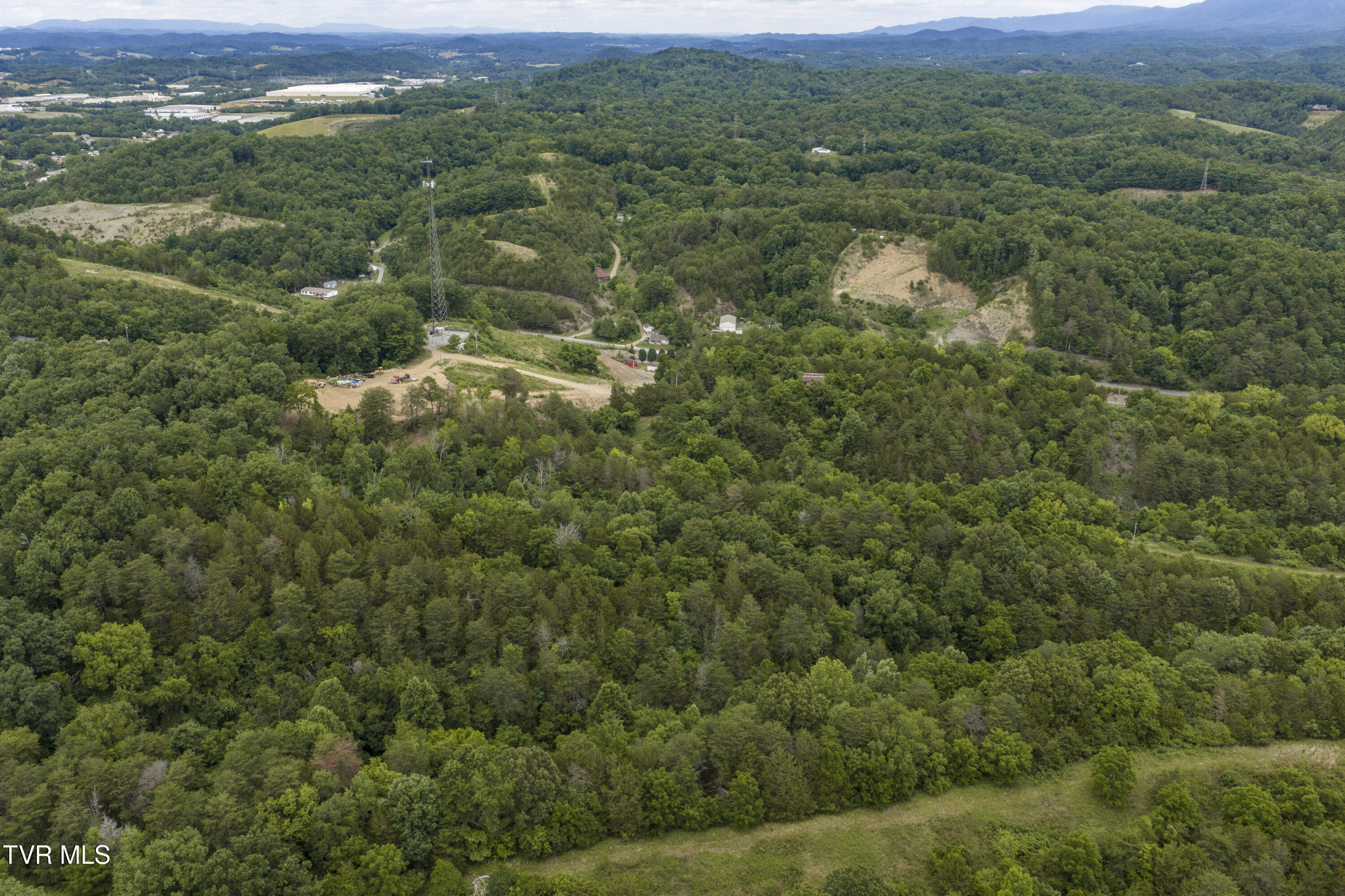 700 Piney Flats Road Piney Flats, TN 37686 - Photo 33 of 44 700-758PineyFlats-Aerials-28