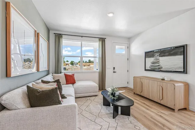 $477,565 | 1374 South Chester Street, Unit A, Denver, CO 80247