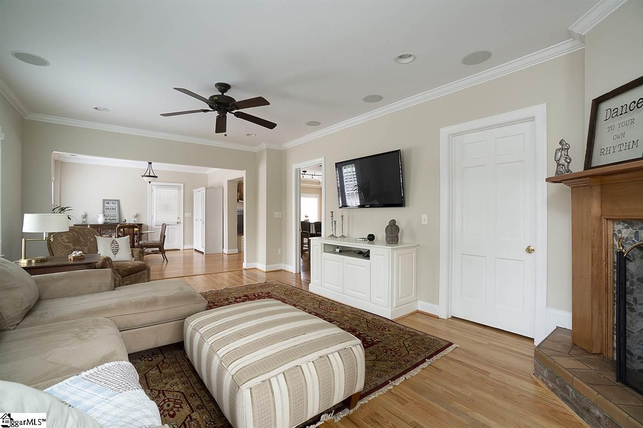 216 Sweetbriar Road Greenville, SC 29615 - Photo 13 of 34 Gallery Image 13