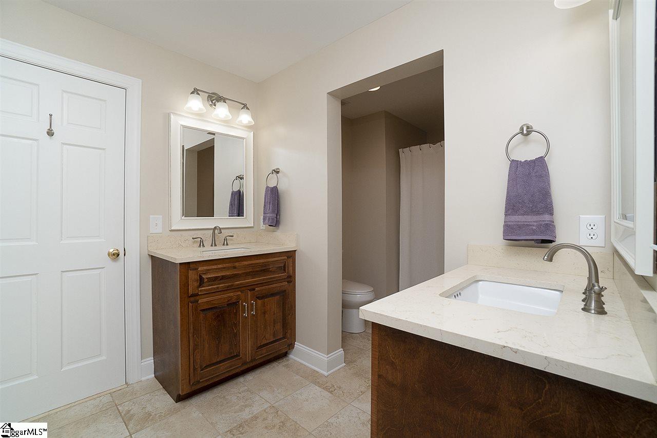 216 Sweetbriar Road Greenville, SC 29615 - Photo 29 of 34 Gallery Image 29