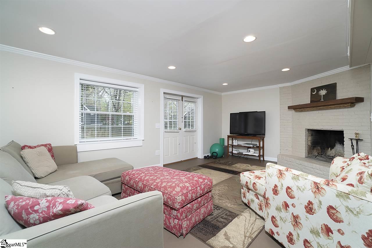 216 Sweetbriar Road Greenville, SC 29615 - Photo 31 of 34 Gallery Image 31