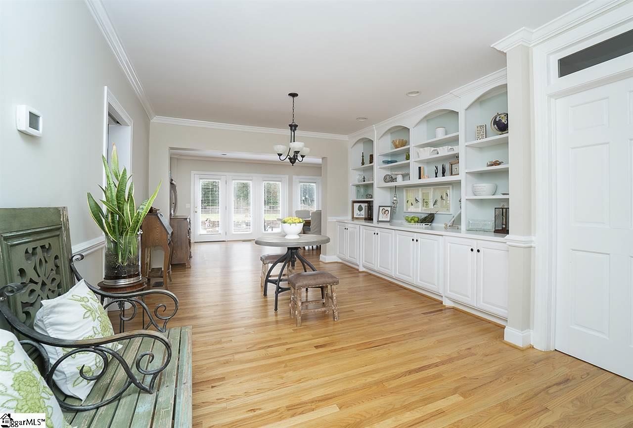 216 Sweetbriar Road Greenville, SC 29615 - Photo 9 of 34 Gallery Image 9