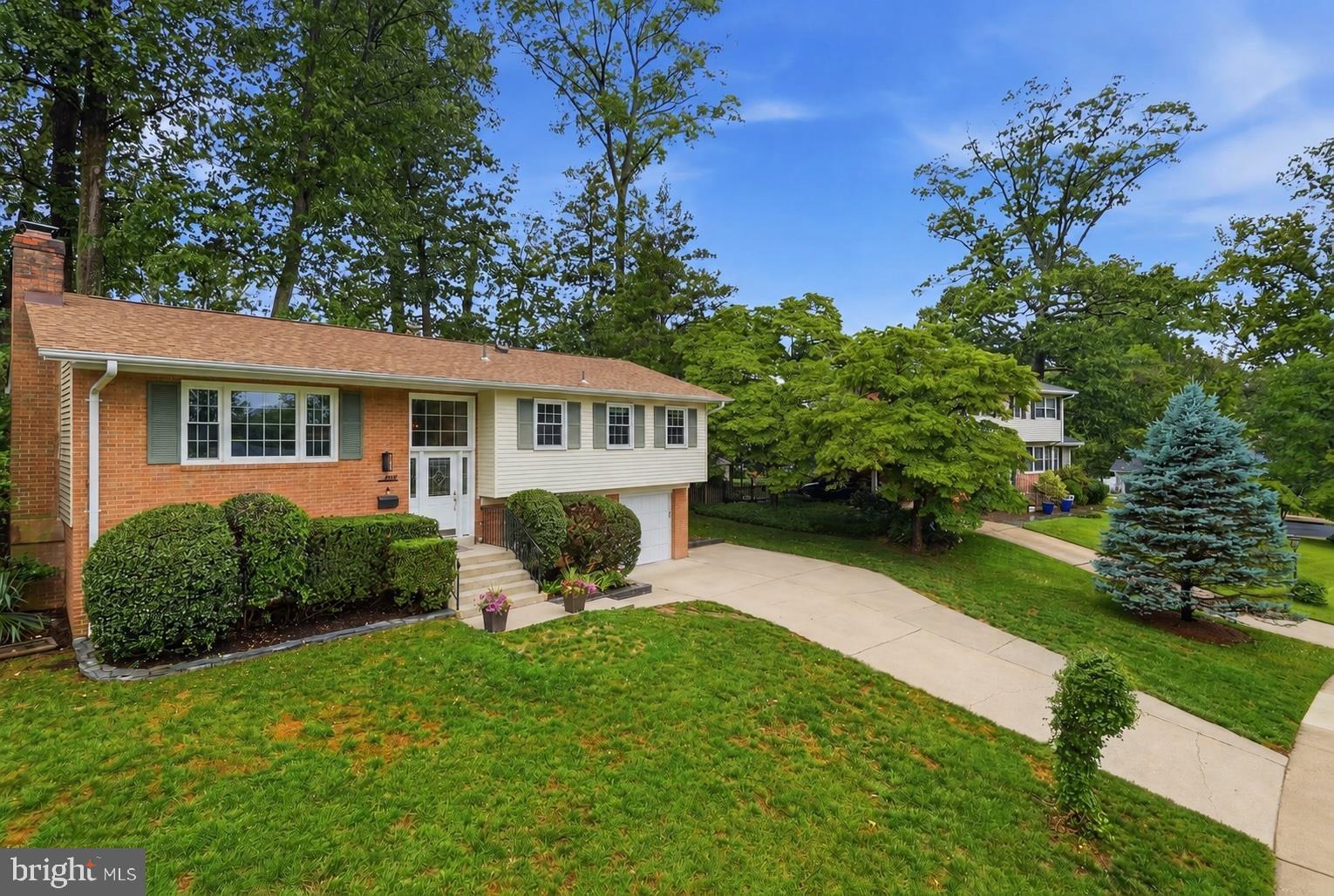 8137 Marcy Avenue Springfield, VA 22152 - Photo 5 of 12