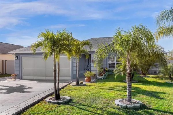 $1,200 | 531 Lakeview Court, Kissimmee, FL 34759