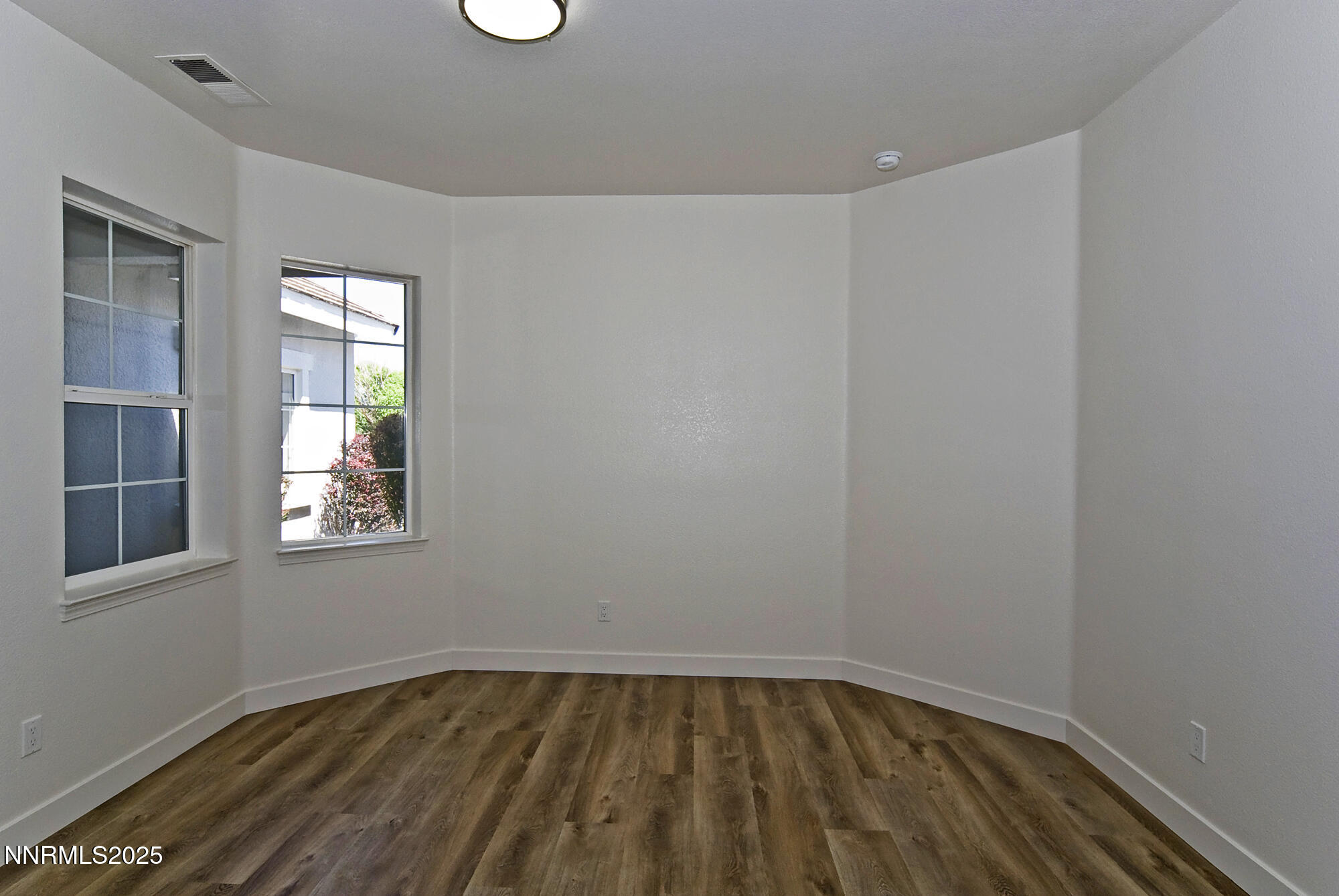 2827 South Fork Road Fernley, NV 89408 - Photo 17 of 38 SFork_16