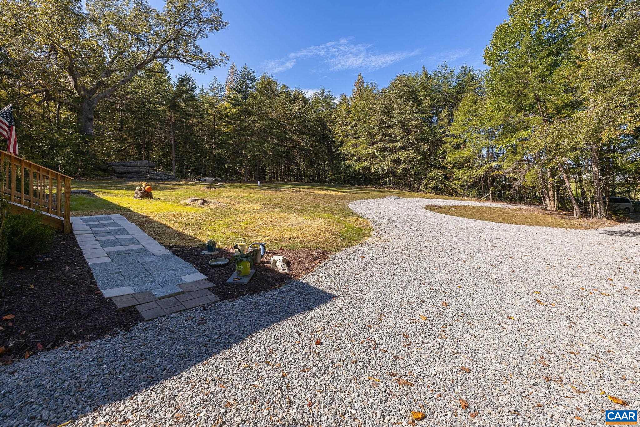950 Borden Road Bumpass, VA 23024 - Photo 8 of 55