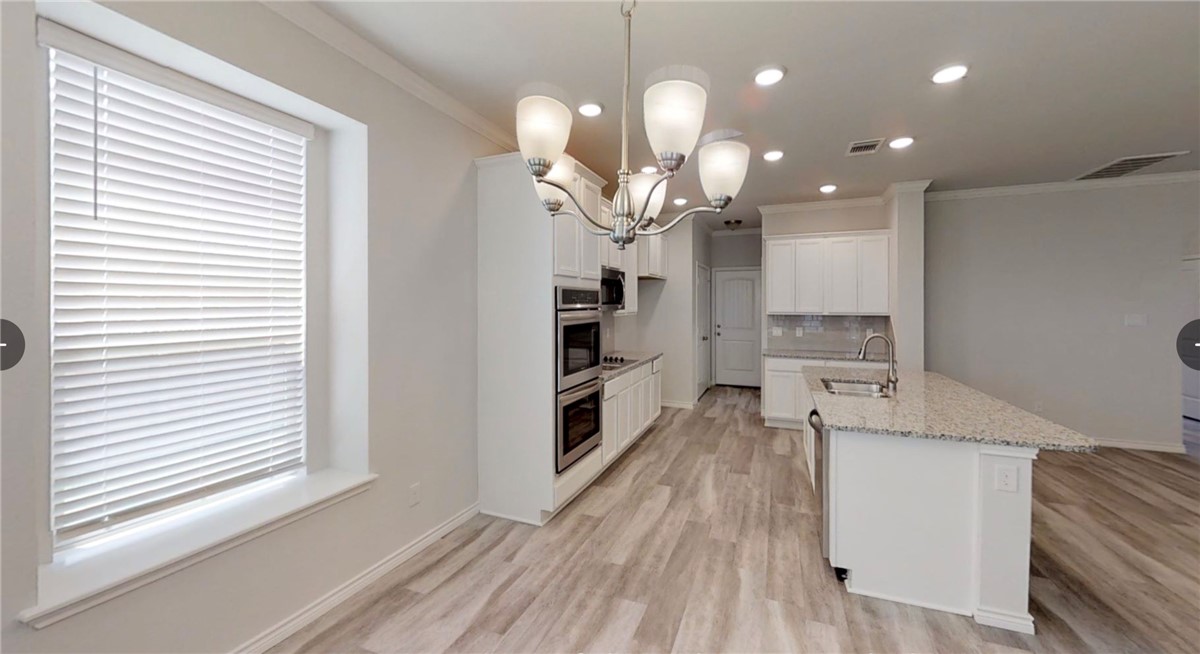 9809 Bridlewood Lane Waco, TX 76708 - Photo 14 of 44