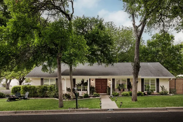 $4,950 | 9101 Heatherwood Drive, Austin, TX 78748