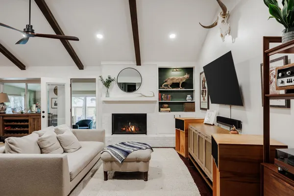 $4,950 | 9101 Heatherwood Drive, Austin, TX 78748