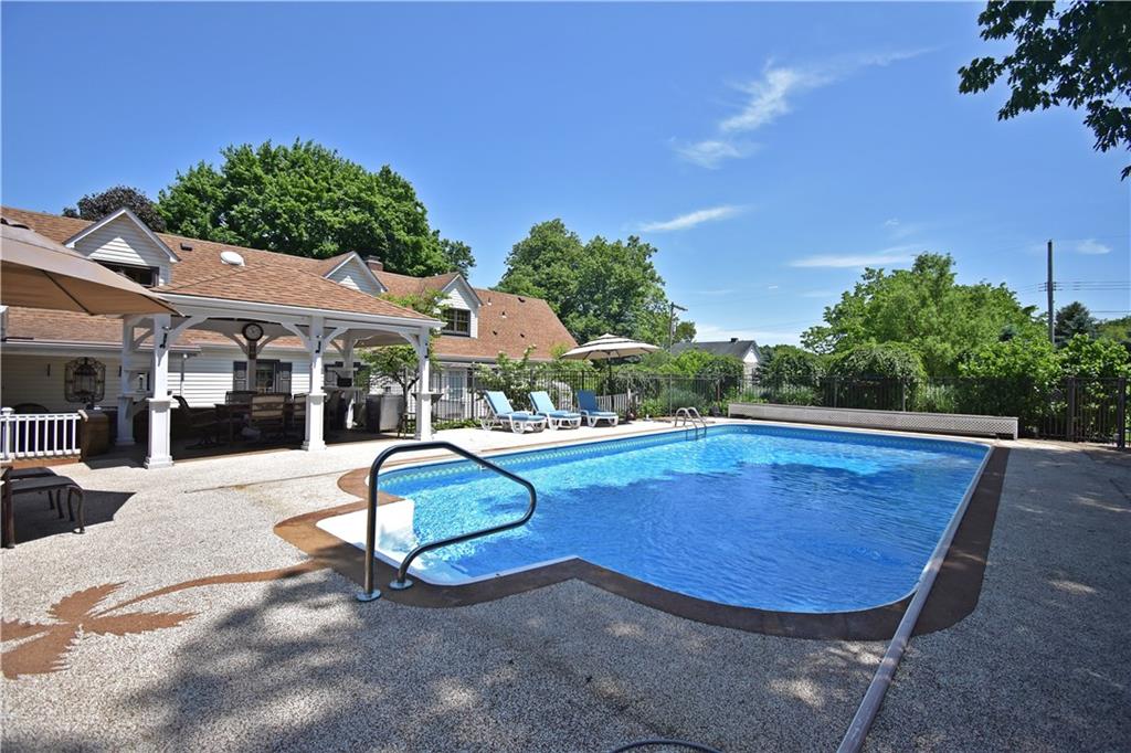141 Noblestown Road Carnegie, PA 15106 - Photo 3 of 25 Gallery Image 3