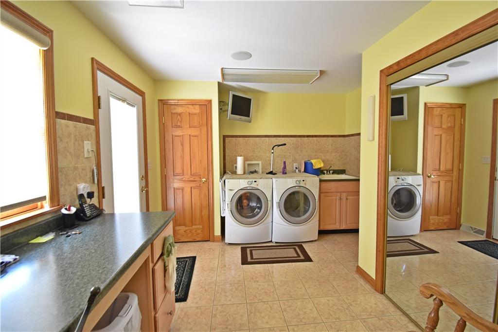 141 Noblestown Road Carnegie, PA 15106 - Photo 21 of 25 Gallery Image 21