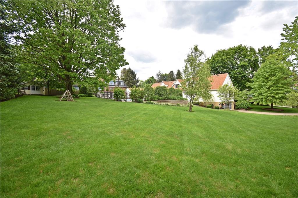 141 Noblestown Road Carnegie, PA 15106 - Photo 4 of 25 Gallery Image 4