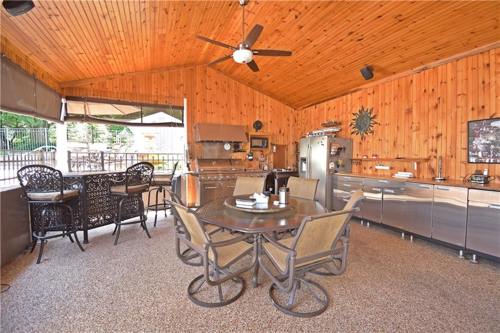 141 Noblestown Road Carnegie, PA 15106 - Photo 7 of 25 Gallery Image 7