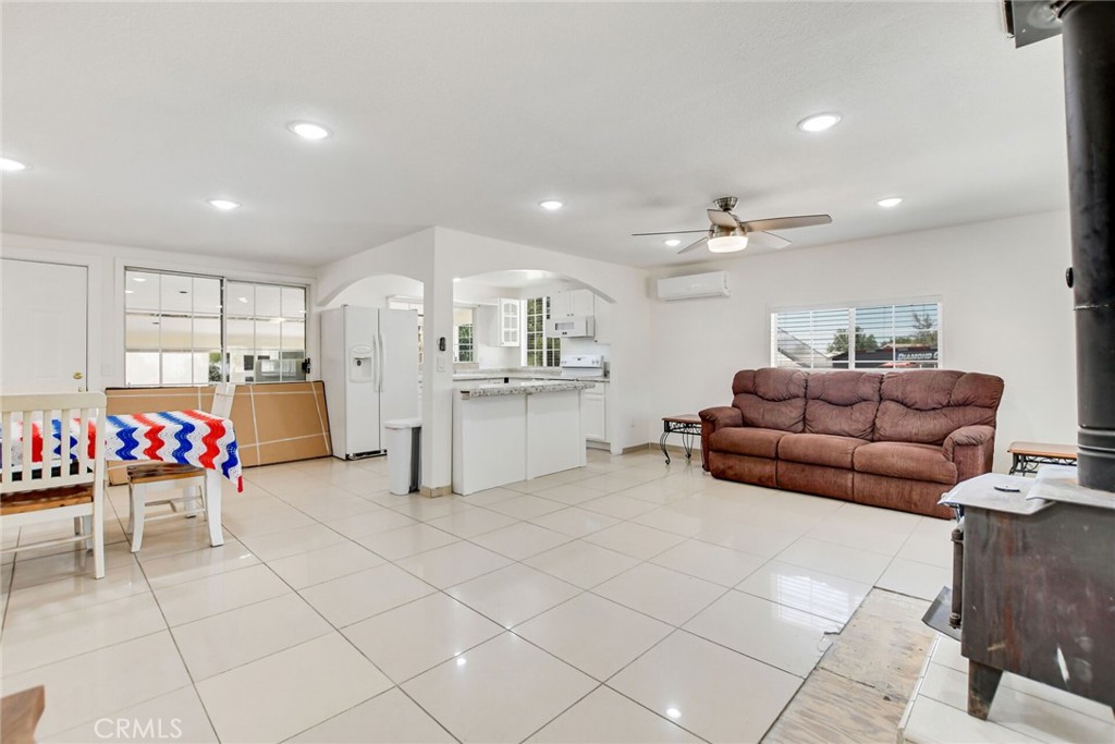 4304 Buckthorne Street Phelan, CA 92371 - Photo 7 of 39
