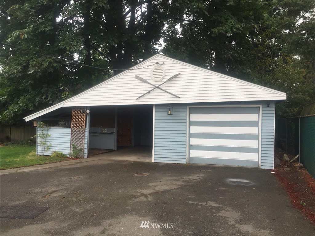 8323 John Dower Road Southwest Lakewood, WA 98499 - Photo 3 of 14 Gallery Image 3