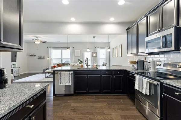 $2,100 | 1506 Landmark Lane, Cumming, GA 30040