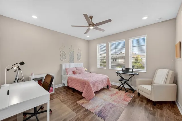 a view of a house with a yard and plants