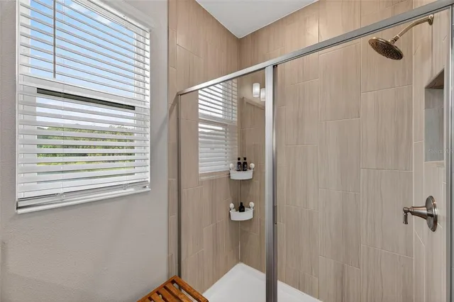 a picture of a wall with a white wall