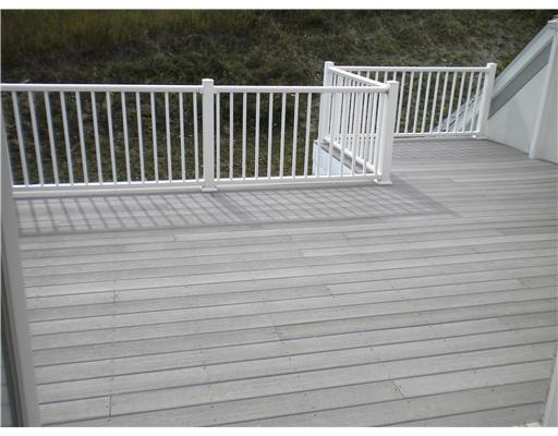607 Arthur Road Washington, PA 15301 - Photo 18 of 18 Exterior Front. Private Deck