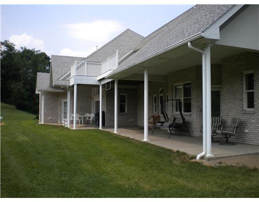 607 Arthur Road Washington, PA 15301 - Photo 4 of 18 Exterior Back.