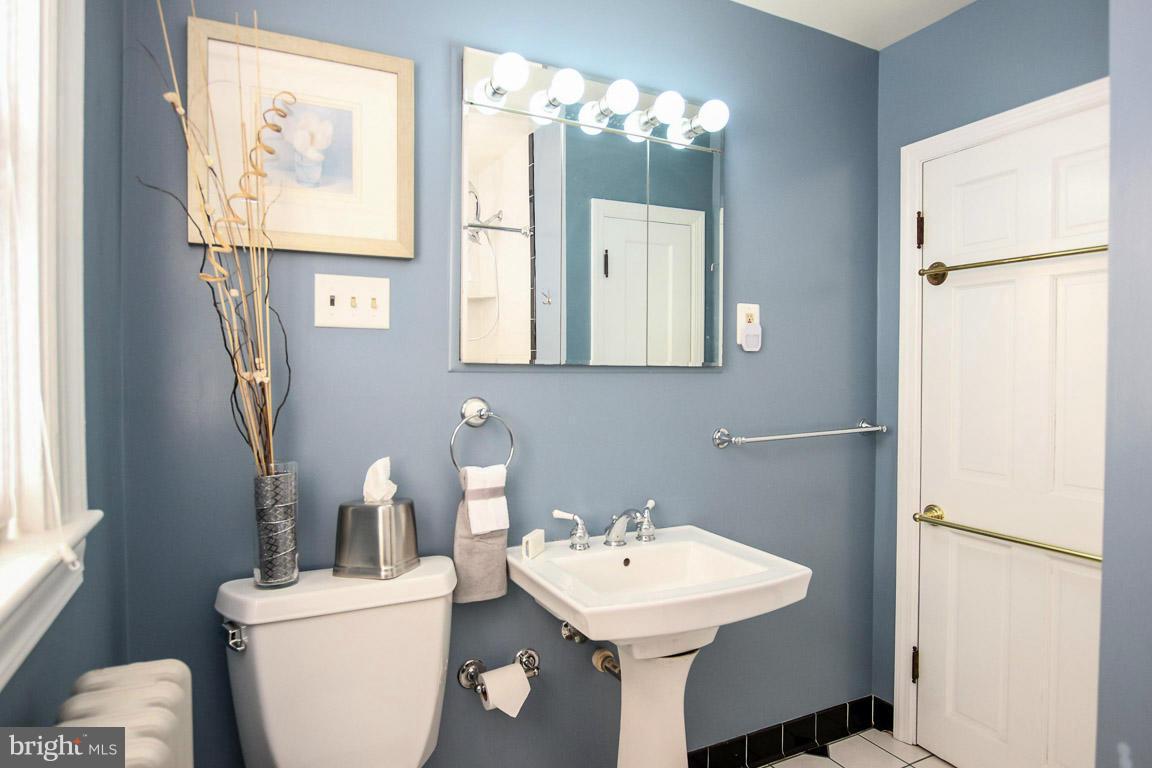 11 Cedarwood Road Catonsville, MD 21228 - Photo 11 of 30 Retreat to this serene bathroom