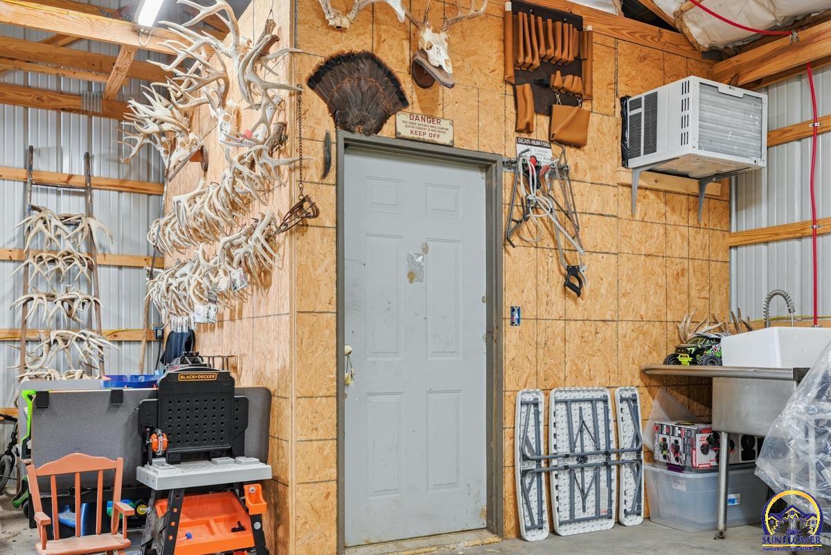 10920 South Jordan Road Wakarusa, KS 66546 - Photo 23 of 29