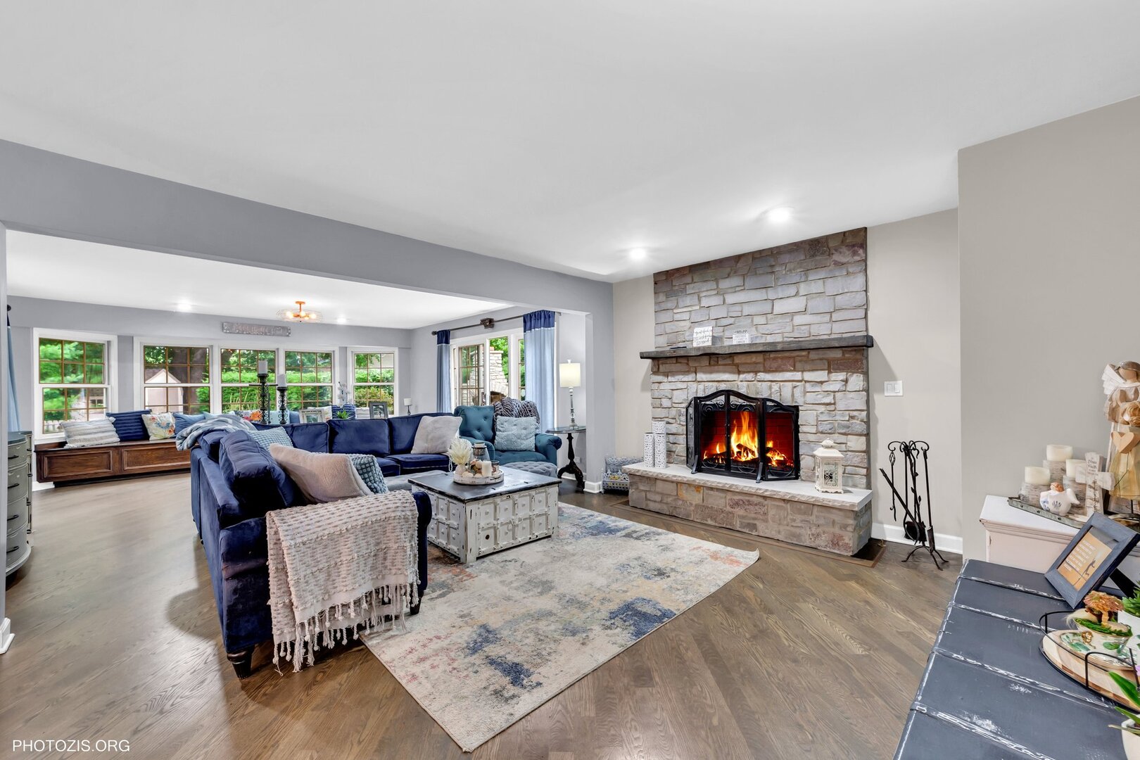 227 Stratford Lane Inverness, IL 60010 - Photo 12 of 50