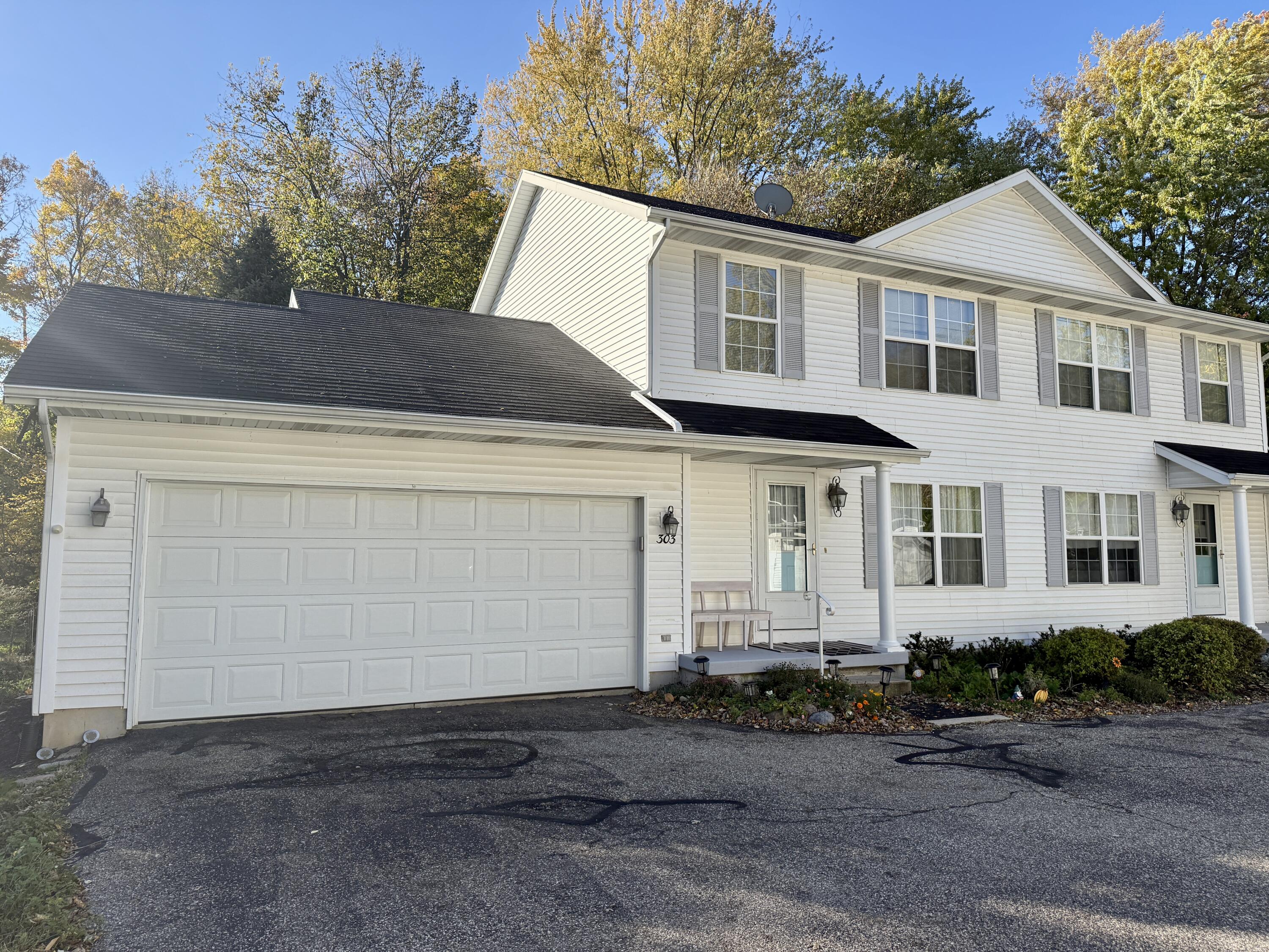 303 Wiley Road, Unit 10 Douglas, MI 49408 - Photo 2 of 43 303 Wiley Road, Douglas Cove