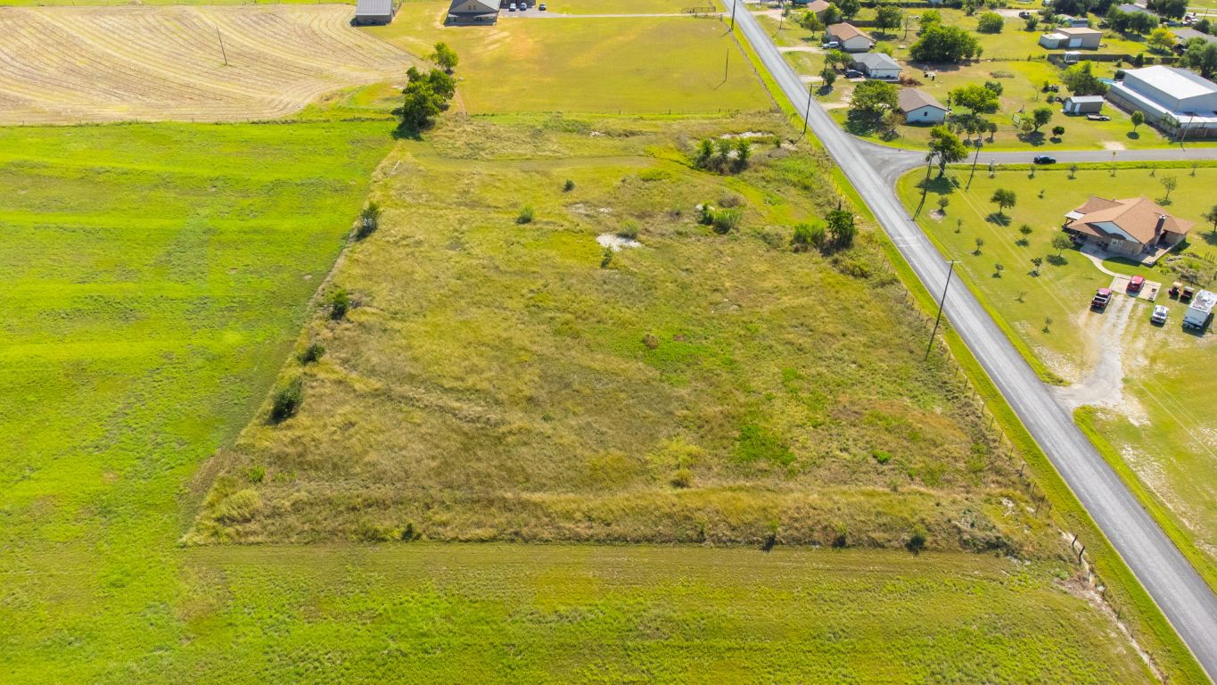 1499 County Road 311 Jarrell, TX 76537 - Photo 8 of 9 a view of ocean